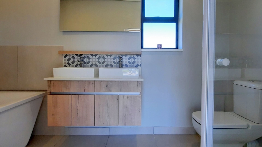 2 Bedroom Property for Sale in Hartland Lifestyle Estate Western Cape